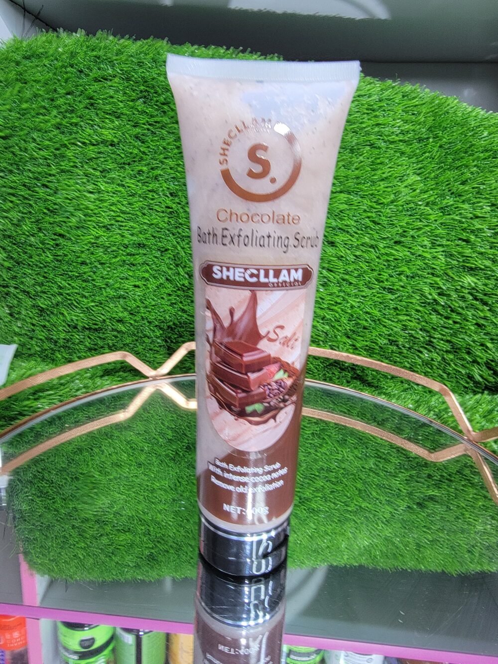 Coconut milk bath exfloating scrub