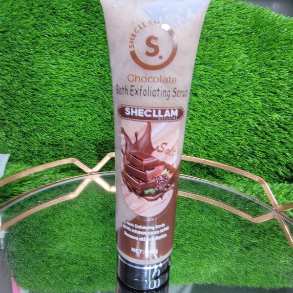 Coconut milk bath exfloating scrub